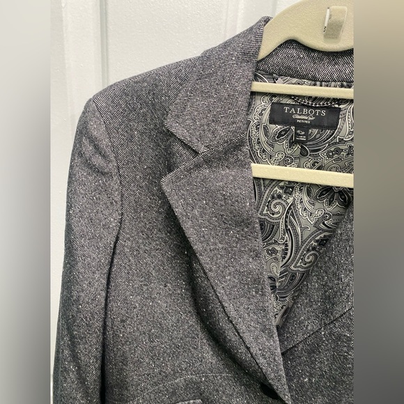 Talbots Grey Blazer Size 10 Petite - Picture 3 of 9